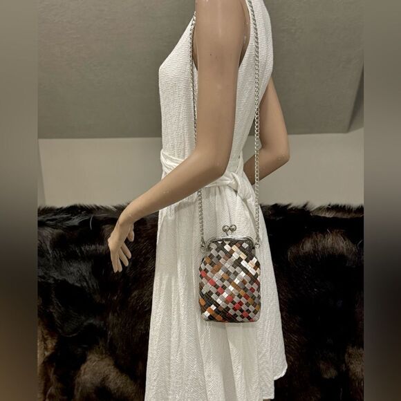 Colorful Woven Leather Handmade Kisslock Clutch/Phone Pouch/ Crossbody - Picture 7 of 16